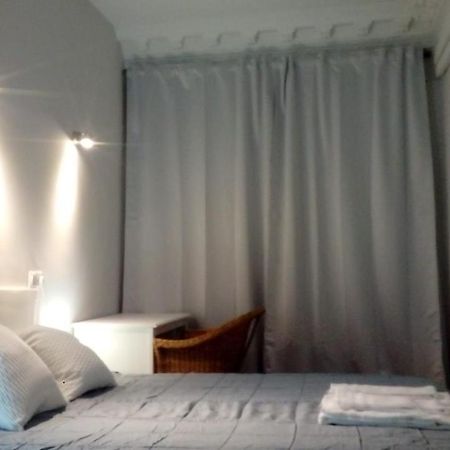 Hostal Trevinca Madrid Exterior foto