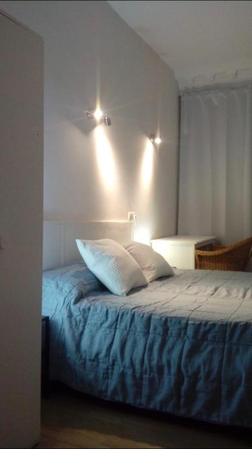 Hostal Trevinca Madrid Exterior foto